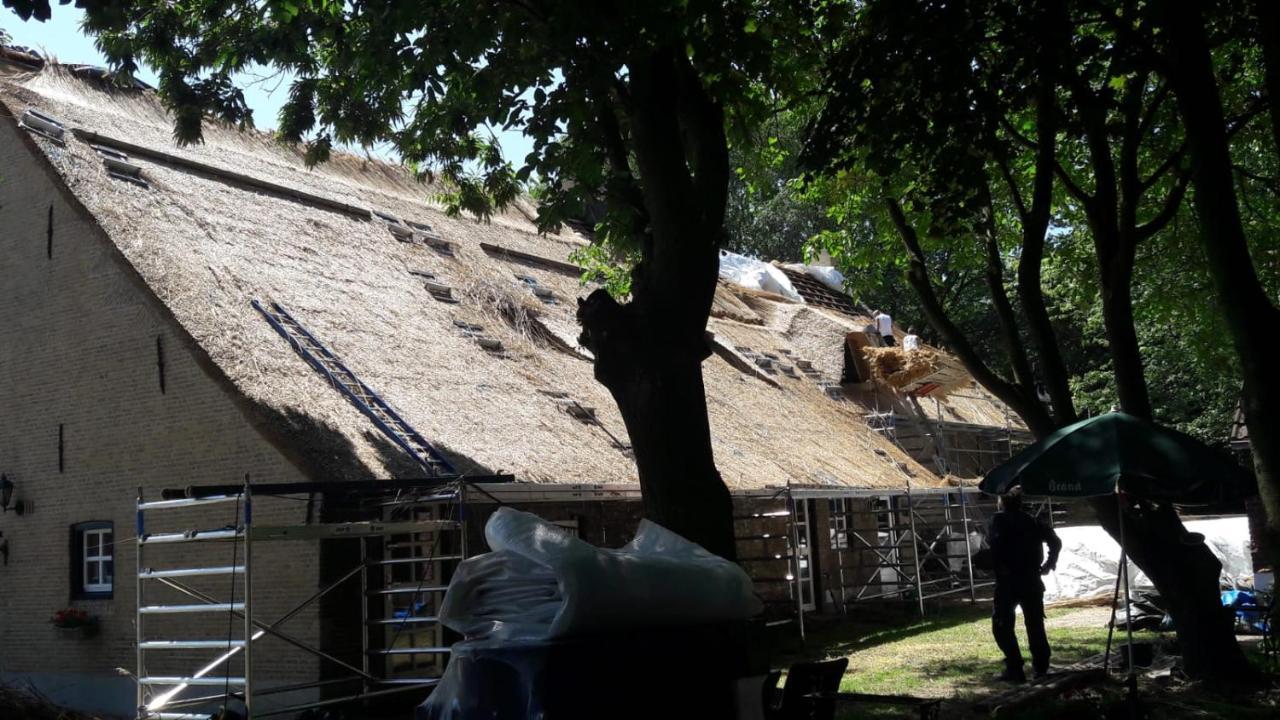 Farmer'S Suite Prinsenbeek Eksteriør bilde